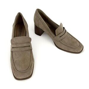 Journee Collection Faux Suede Loafer Womens SZ 11 slip on Block Heel Stylish